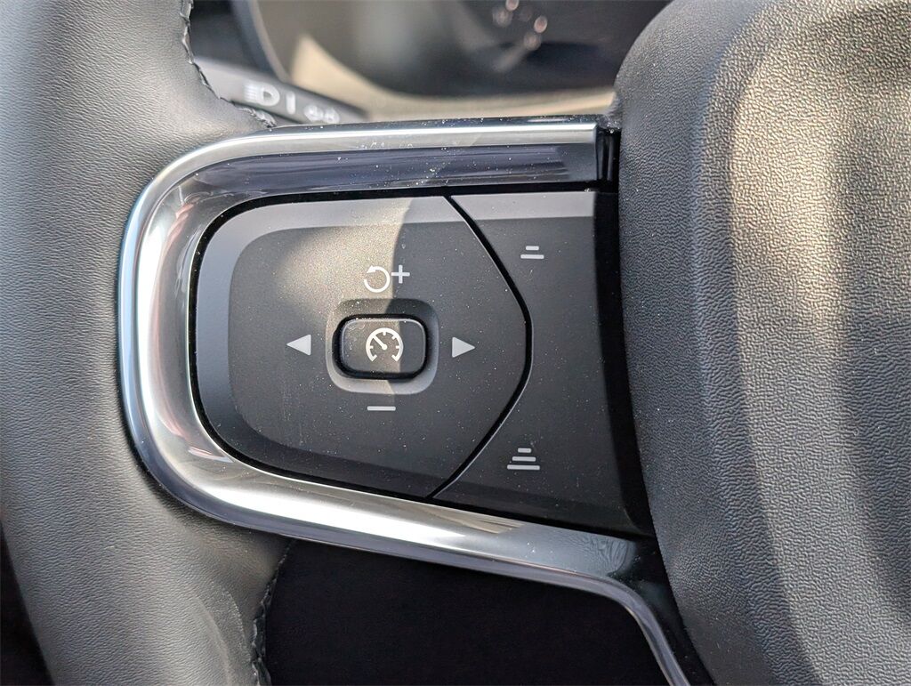 2026 Volvo XC40 B5 Ultra Hunt Valley MD