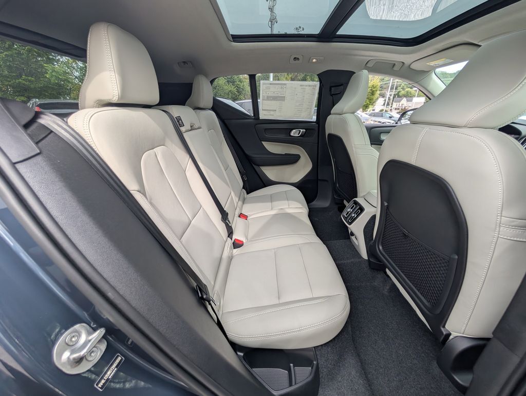 2026 Volvo XC40 B5 Ultra Hunt Valley MD