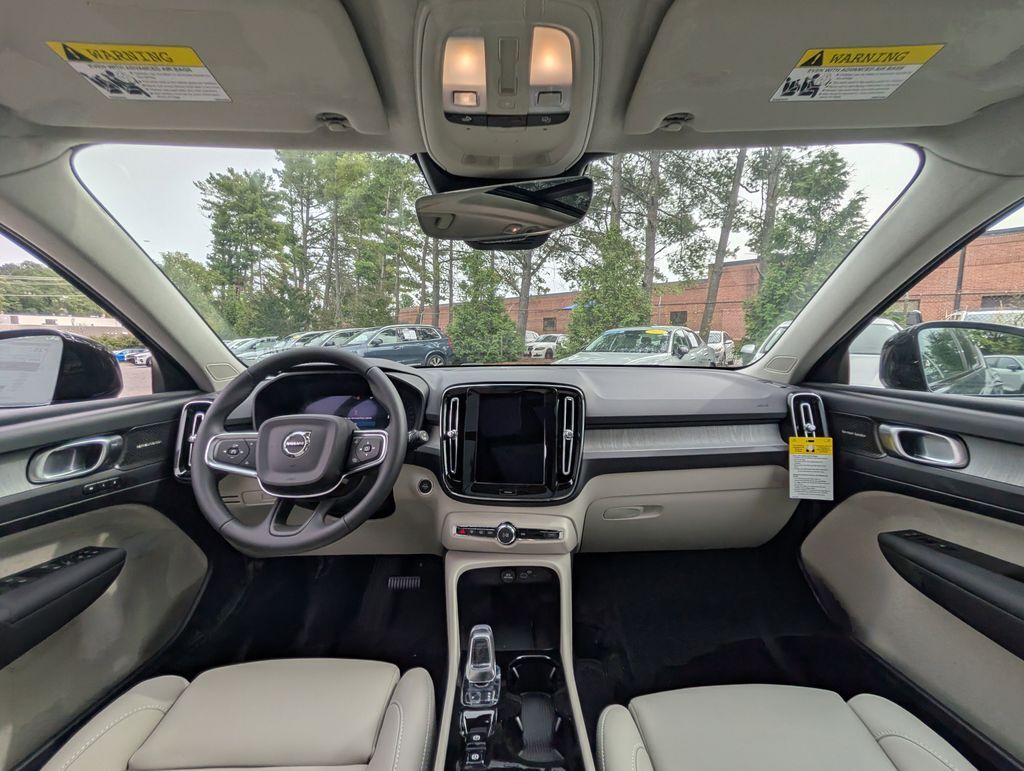 2026 Volvo XC40 B5 Ultra Hunt Valley MD