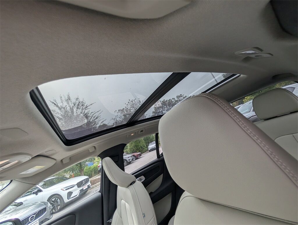 2026 Volvo XC40 B5 Ultra Hunt Valley MD