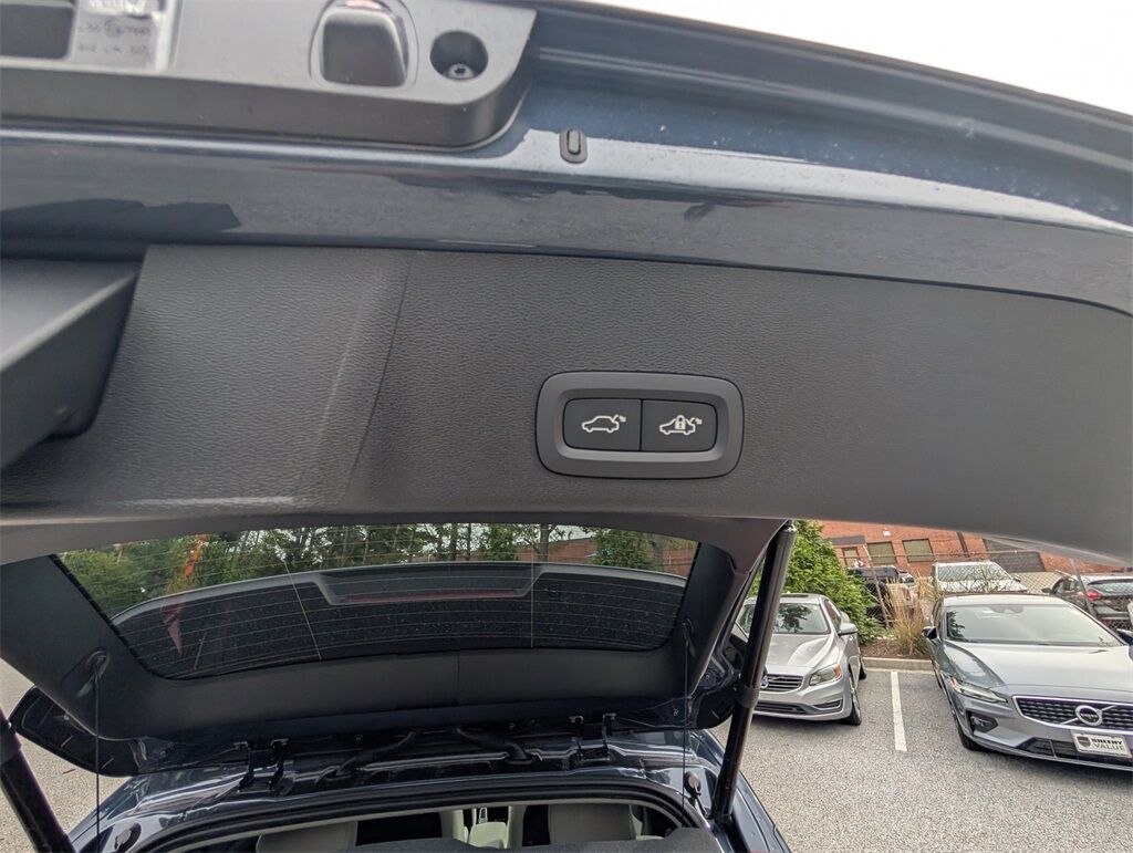 2026 Volvo XC40 B5 Ultra Hunt Valley MD