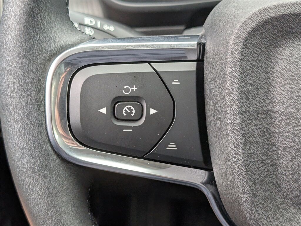 2026 Volvo XC40 B5 Ultra Hunt Valley MD