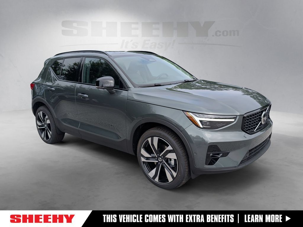 2026 Volvo XC40