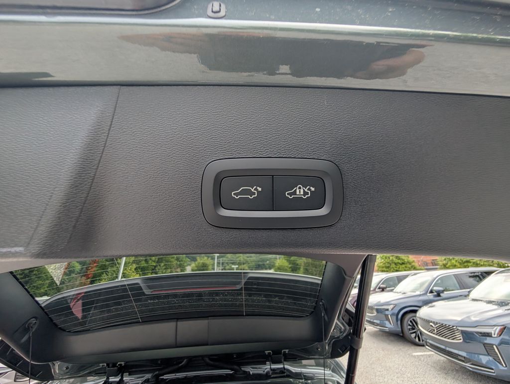 2026 Volvo XC40 B5 Ultra Hunt Valley MD