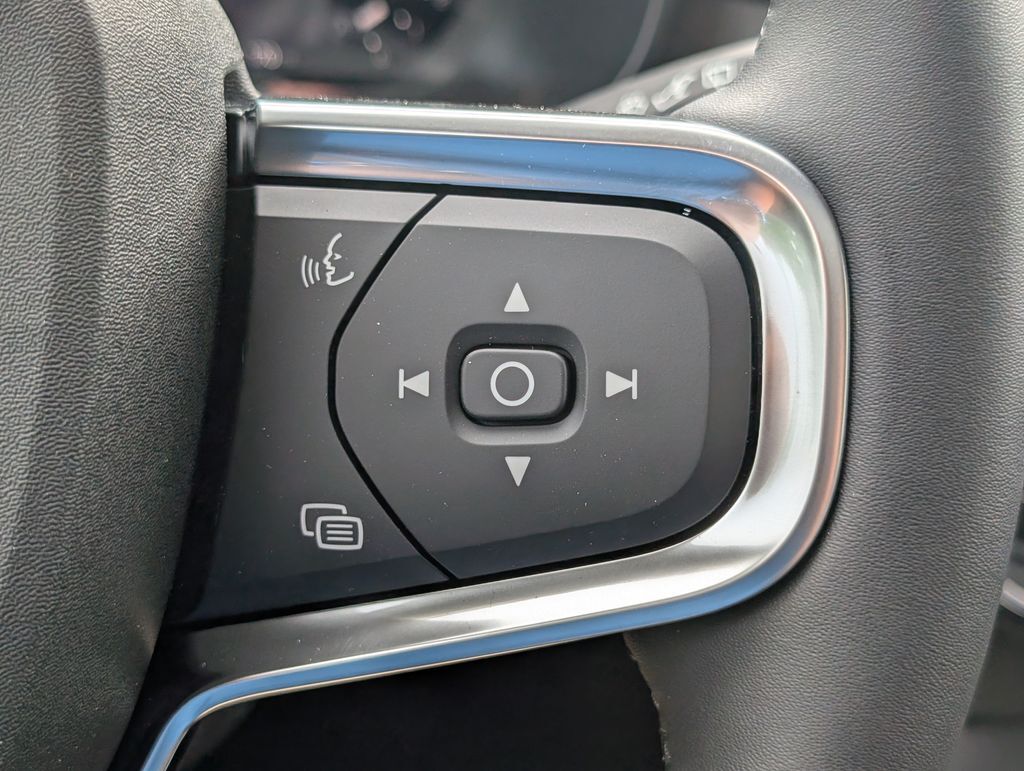2026 Volvo XC40 B5 Ultra Hunt Valley MD