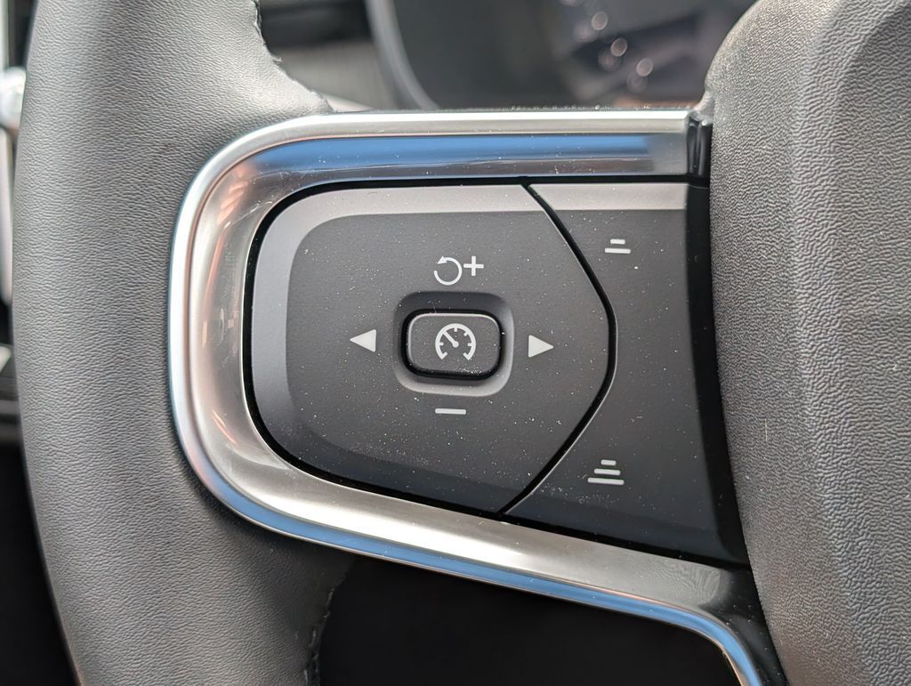 2026 Volvo XC40 B5 Ultra Hunt Valley MD