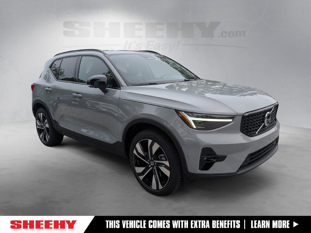 2026 Volvo XC40 B5 Ultra