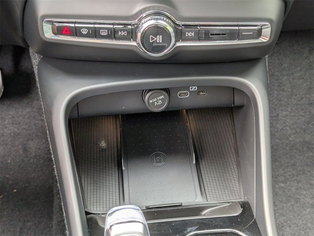 2026 Volvo XC40 B5 Ultra Hunt Valley MD