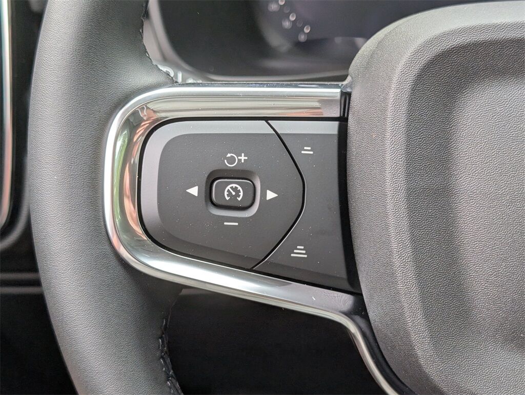 2026 Volvo XC40 B5 Ultra Hunt Valley MD