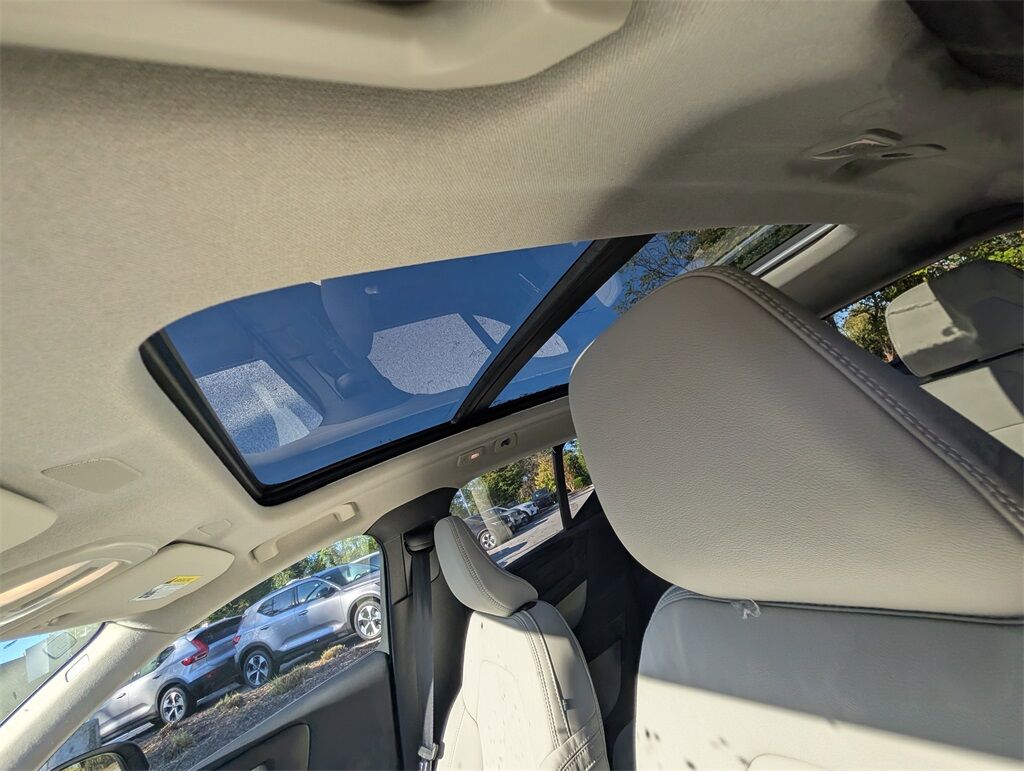 2026 Volvo XC40 B5 Ultra Hunt Valley MD