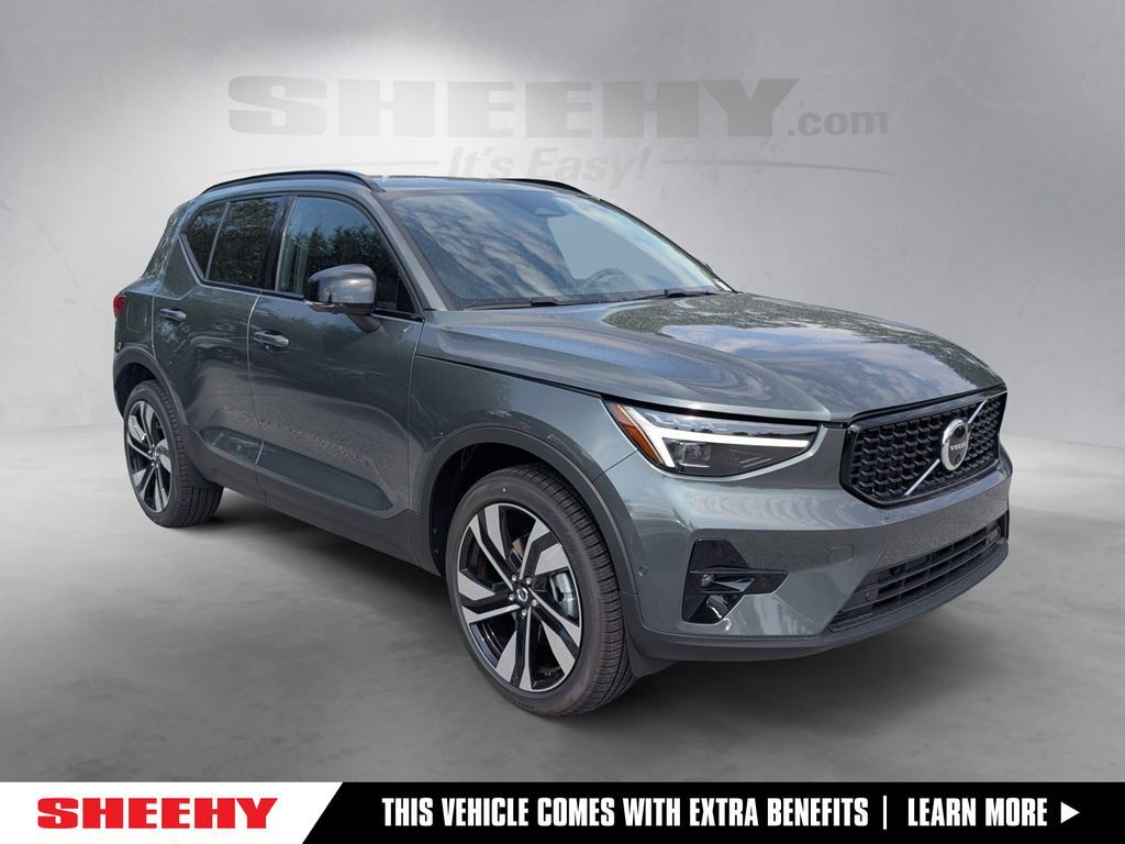2026 Volvo XC40