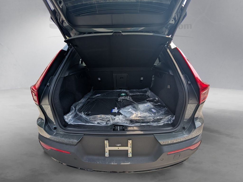 2026 Volvo XC40 B5 Ultra Hunt Valley MD
