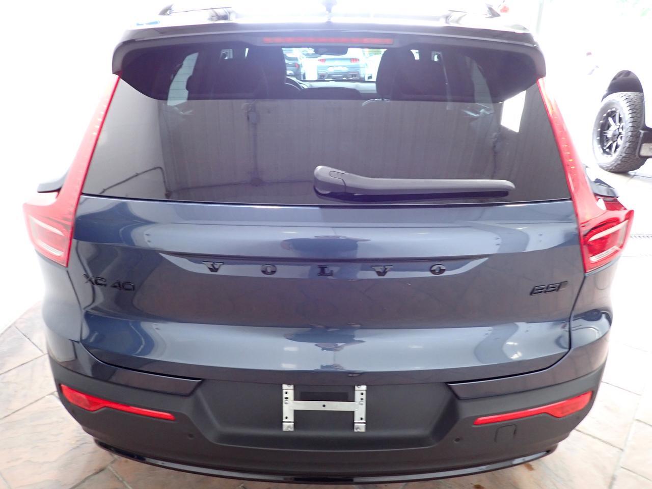 2026 Volvo XC40 Ultra Black Edition AWD *HYBRID* LEATHER NAVI SUNROOF Listowel ON