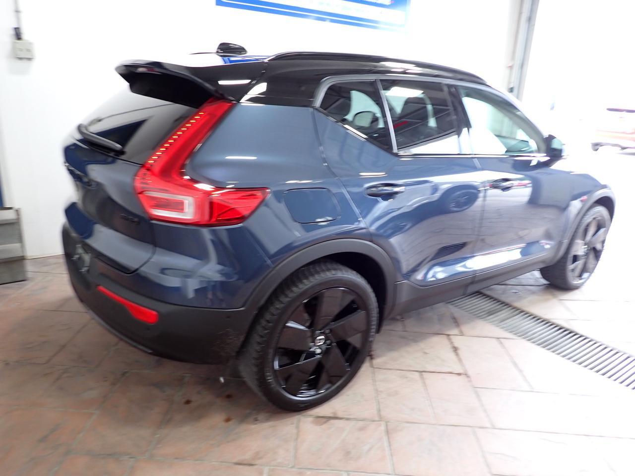 2026 Volvo XC40 Ultra Black Edition AWD *HYBRID* LEATHER NAVI SUNROOF Listowel ON