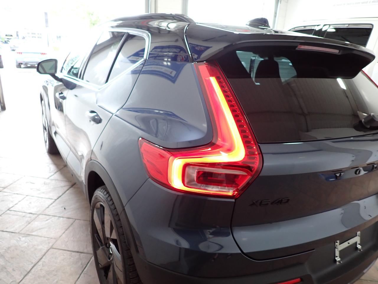 2026 Volvo XC40 Ultra Black Edition AWD *HYBRID* LEATHER NAVI SUNROOF Listowel ON