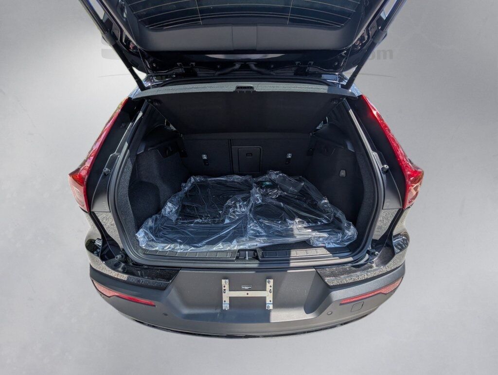 2026 Volvo XC40 Hunt Valley MD