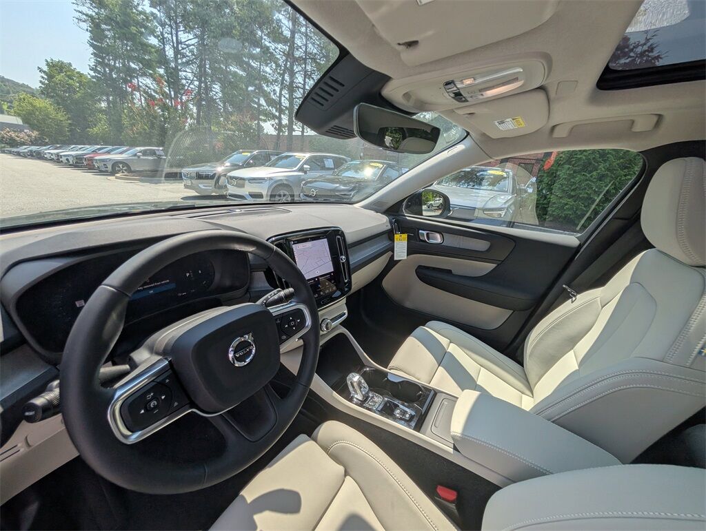 2026 Volvo XC40 Hunt Valley MD