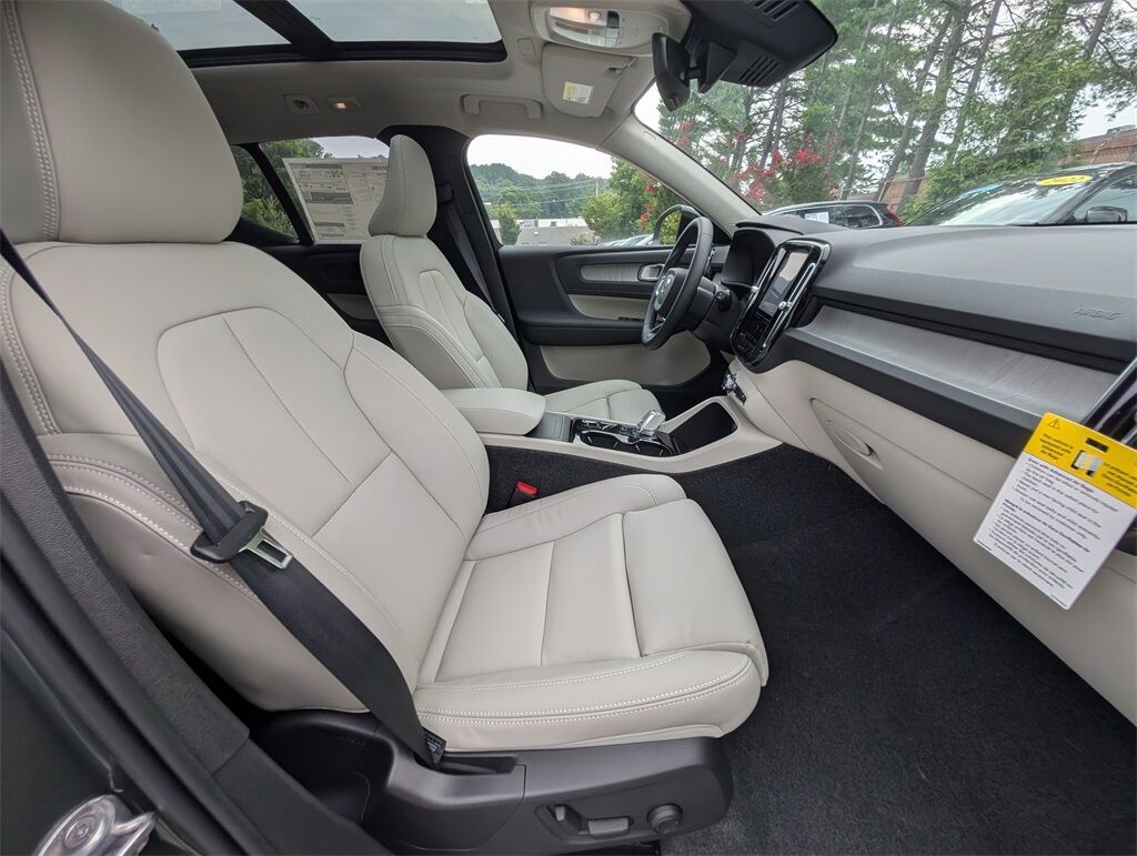 2026 Volvo XC40 Hunt Valley MD