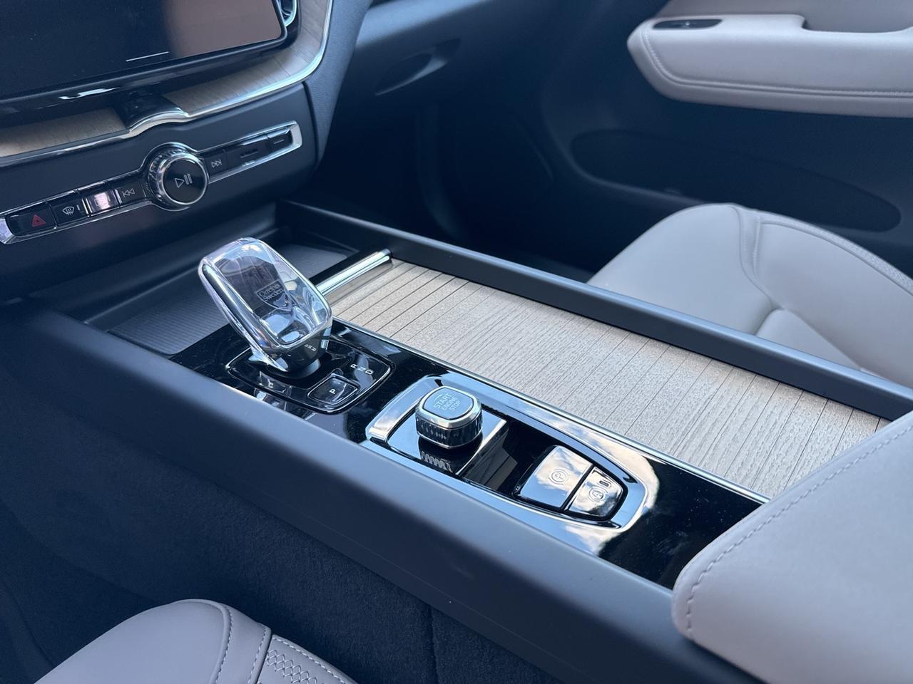 2026 Volvo XC60 Bend OR