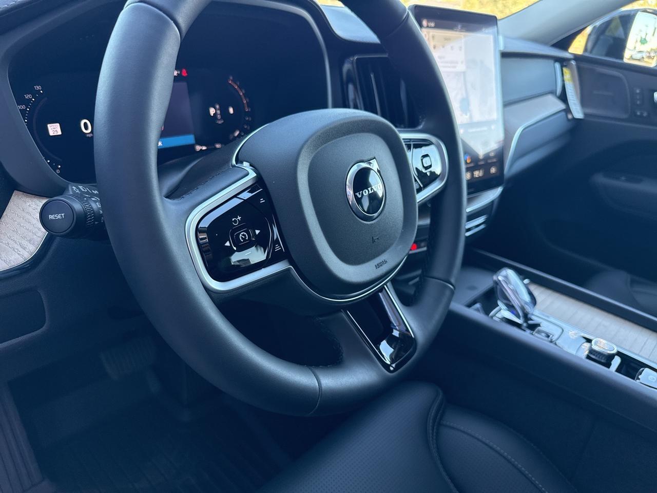 2026 Volvo XC60 Bend OR