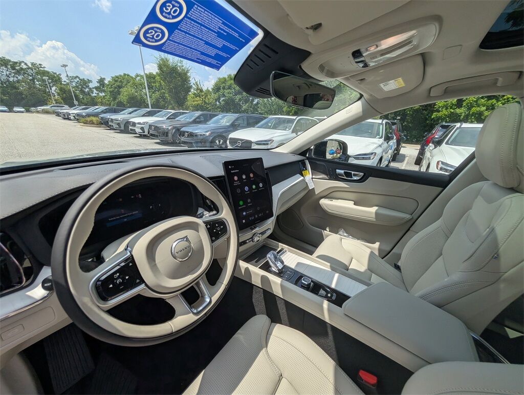 2026 Volvo XC60 B5 AWD ULTRA Hunt Valley MD