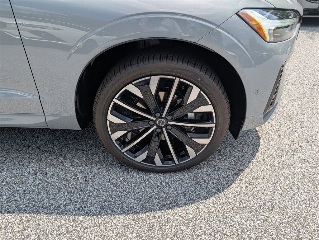 2026 Volvo XC60 B5 AWD ULTRA Hunt Valley MD