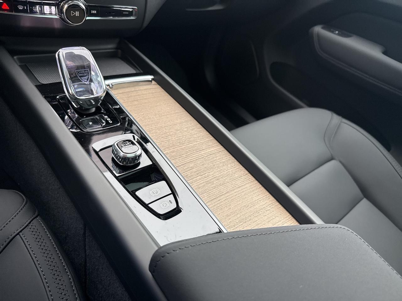 2026 Volvo XC60 B5 Core Bend OR