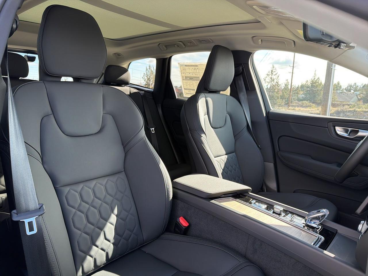 2026 Volvo XC60 B5 Core Bend OR