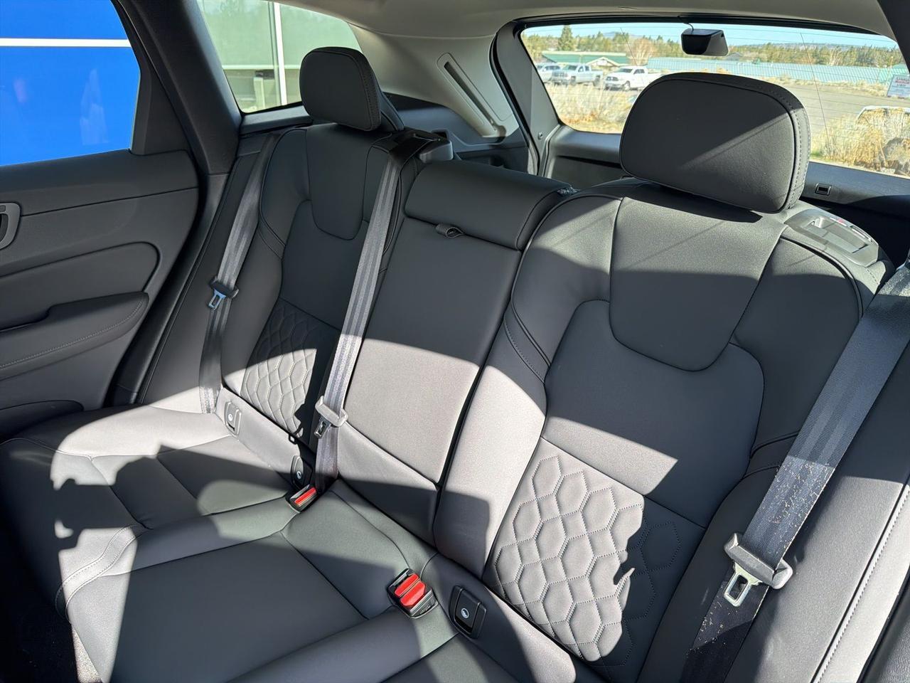 2026 Volvo XC60 B5 Core Bend OR