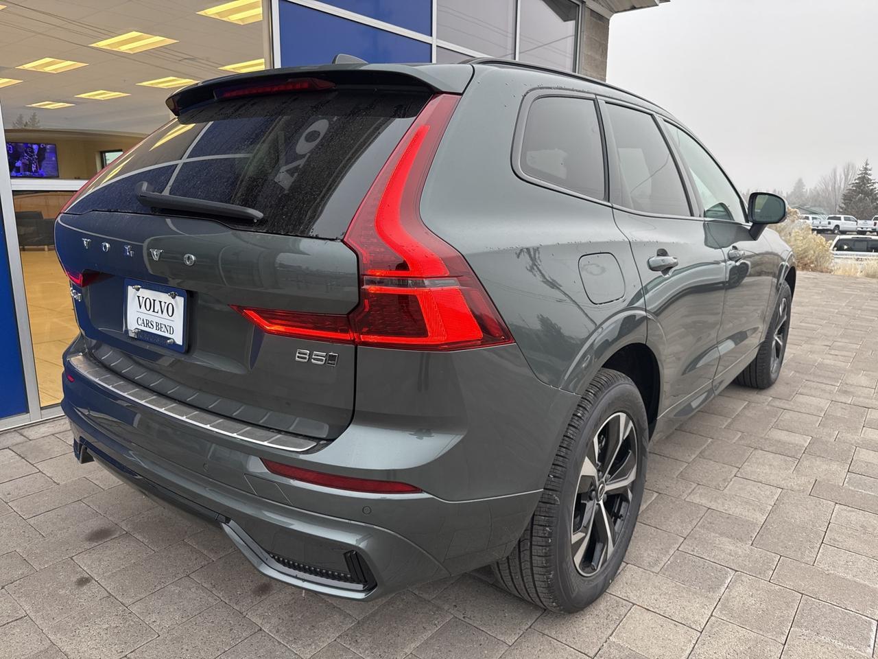 2026 Volvo XC60 B5 Core Bend OR