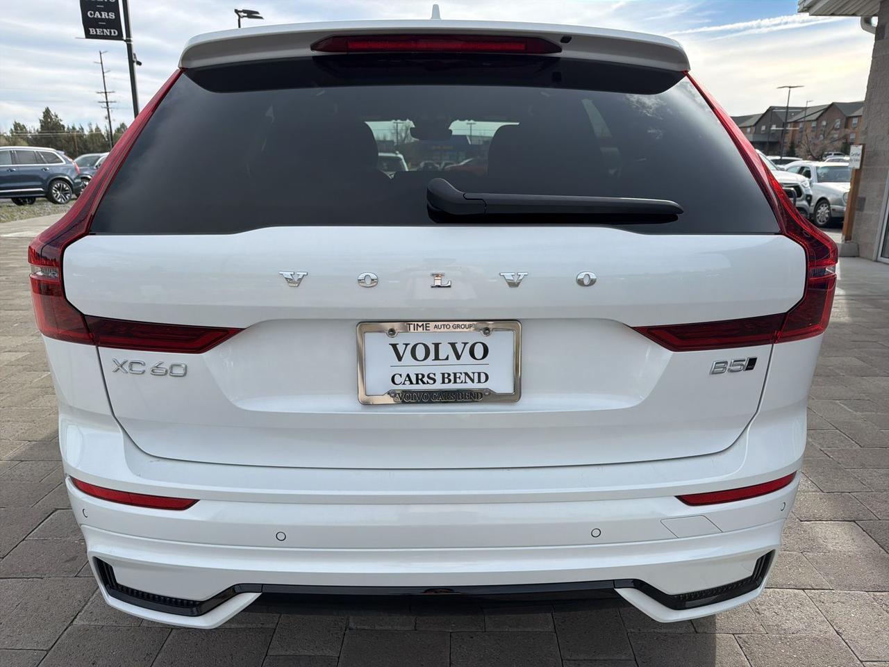 2026 Volvo XC60 B5 Core Bend OR