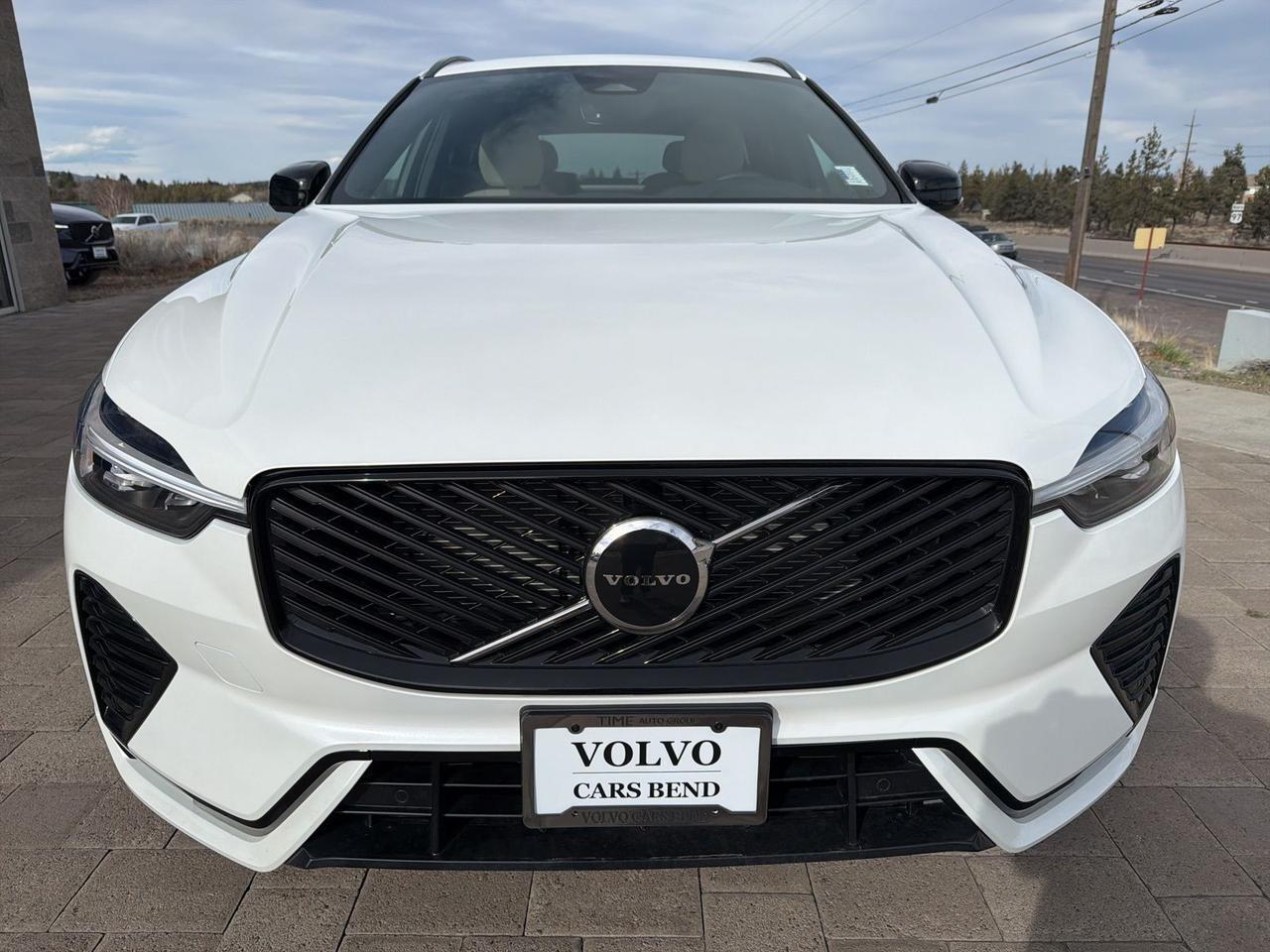 2026 Volvo XC60 B5 Core Bend OR