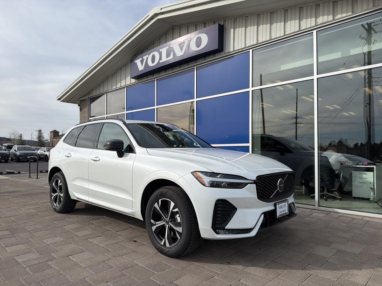 2026 Volvo XC60 B5 Core
