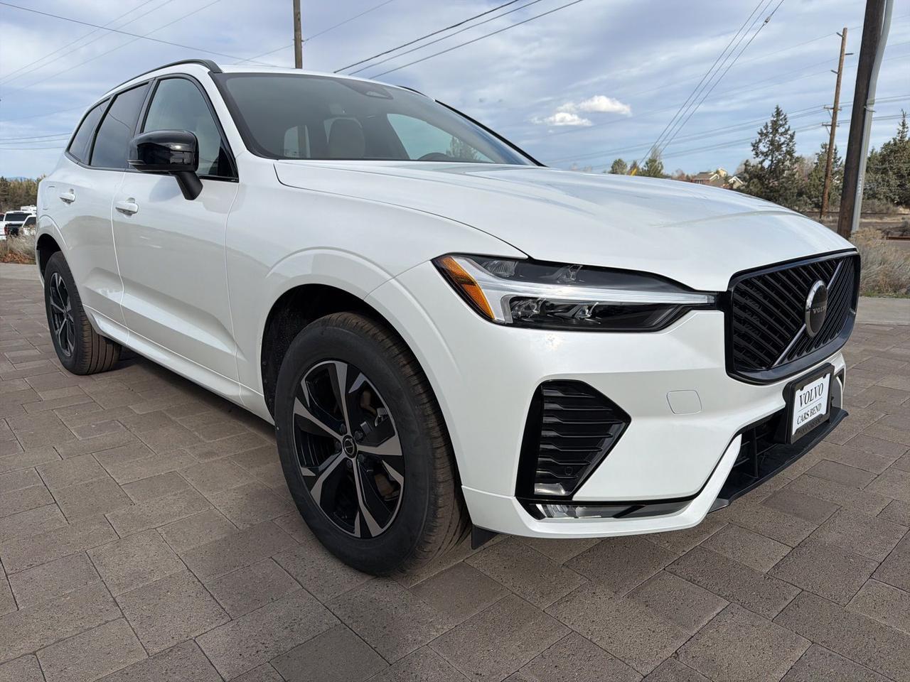 2026 Volvo XC60 B5 Core Bend OR