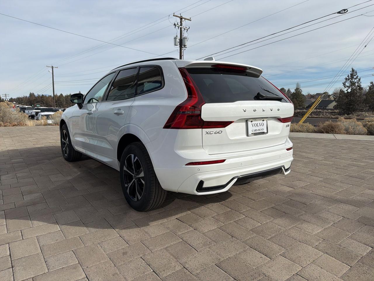 2026 Volvo XC60 B5 Core Bend OR