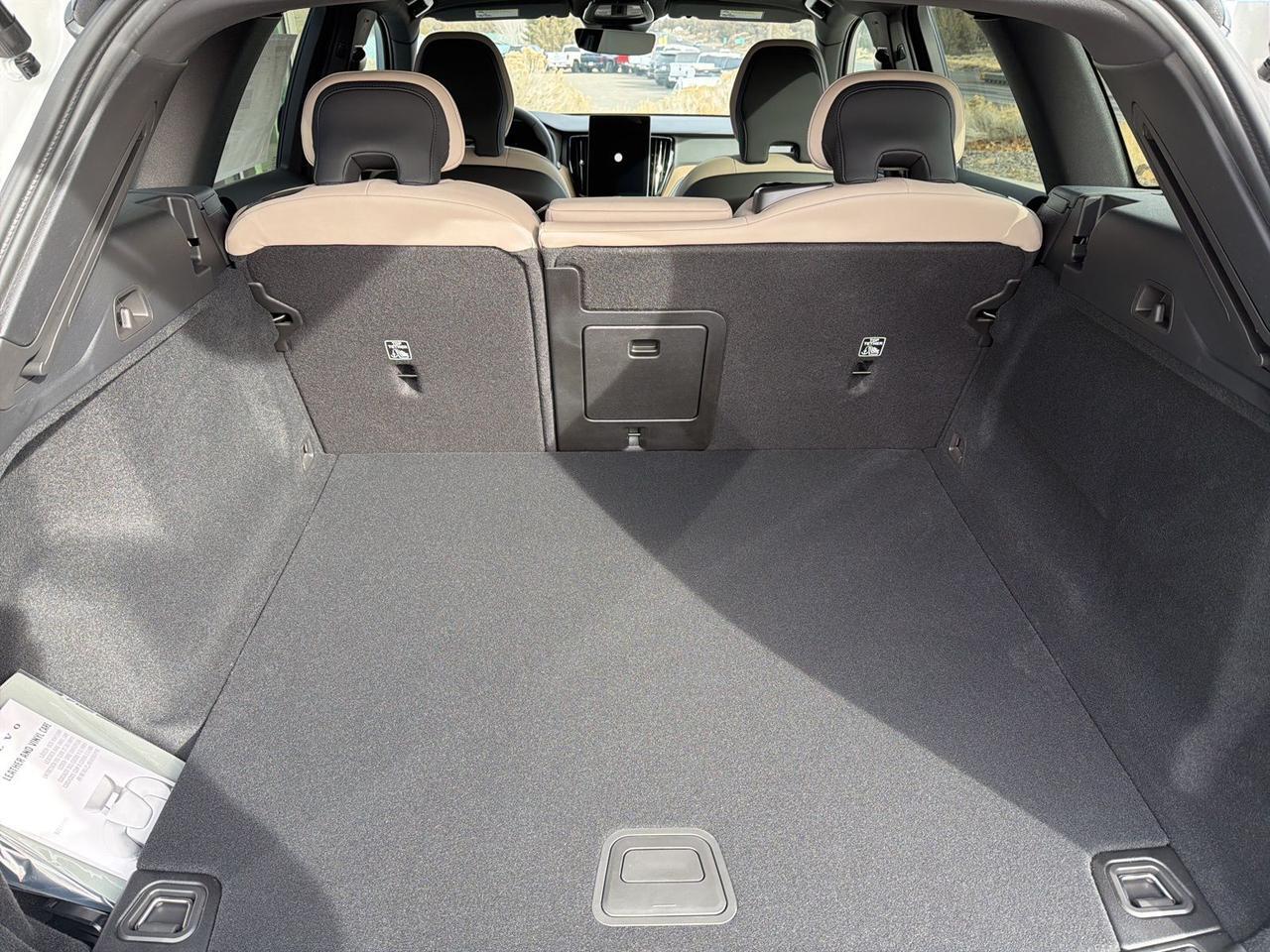 2026 Volvo XC60 B5 Core Bend OR