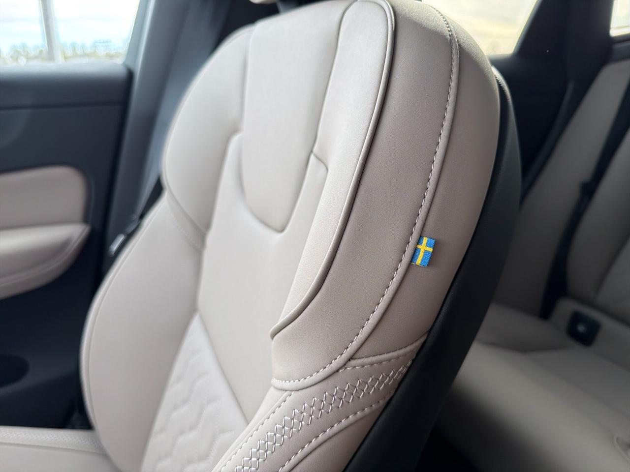 2026 Volvo XC60 B5 Core Bend OR