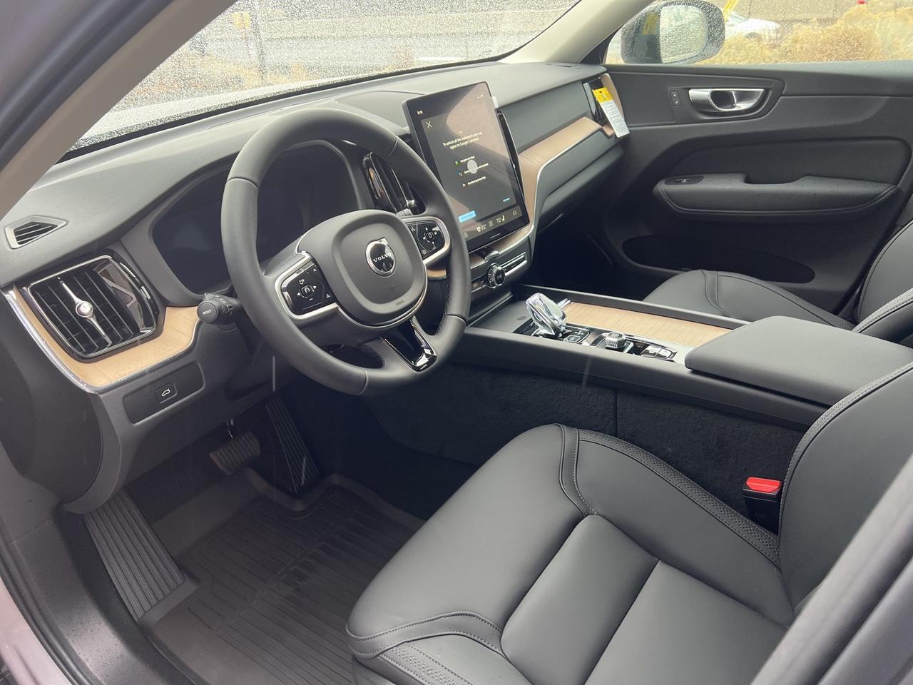 2026 Volvo XC60 B5 Core Bend OR