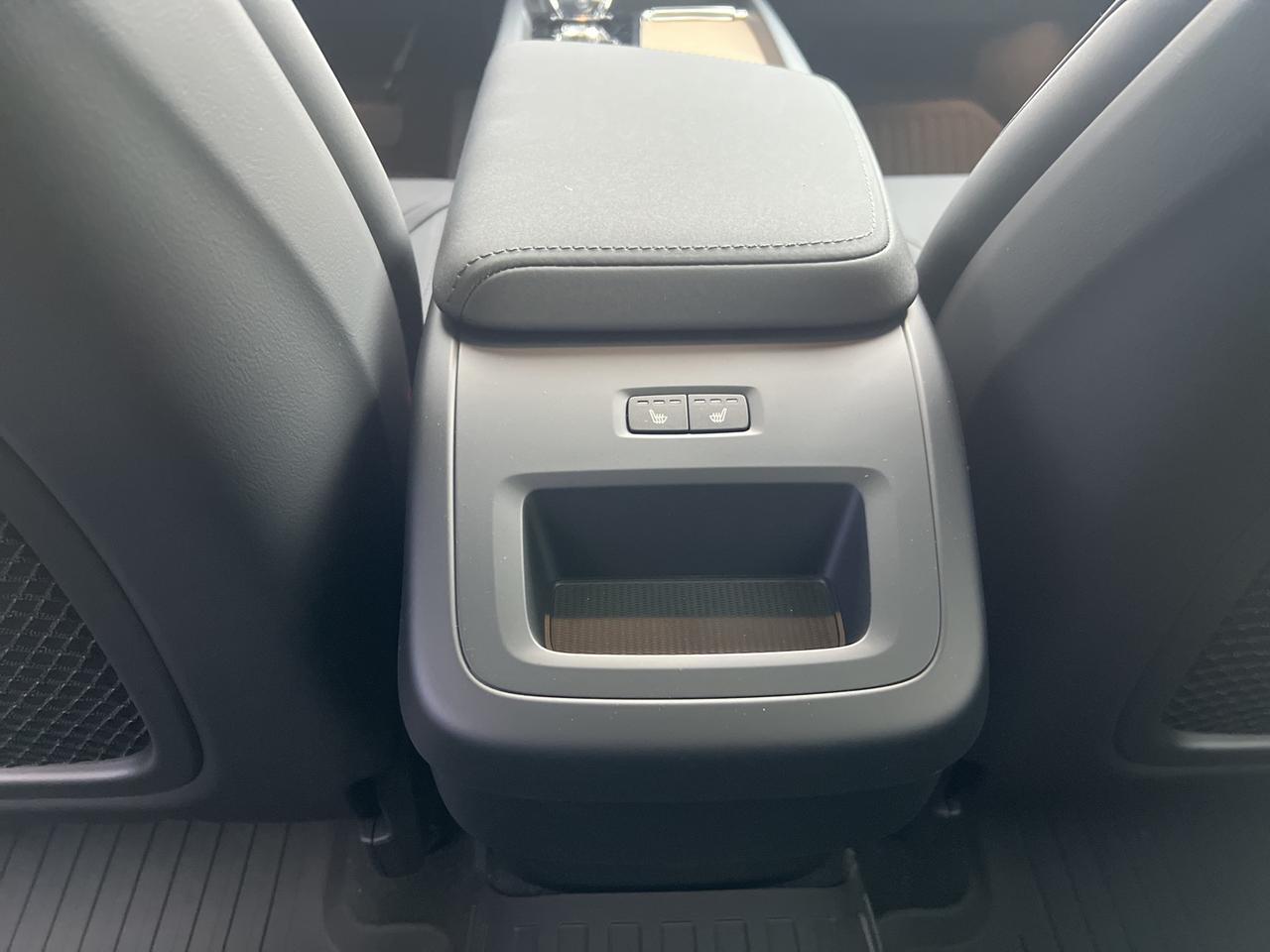 2026 Volvo XC60 B5 Core Bend OR