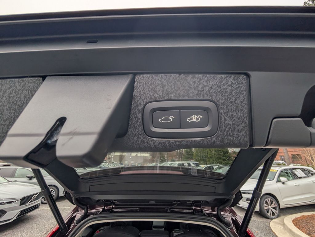 2026 Volvo XC60 B5 Core Hunt Valley MD