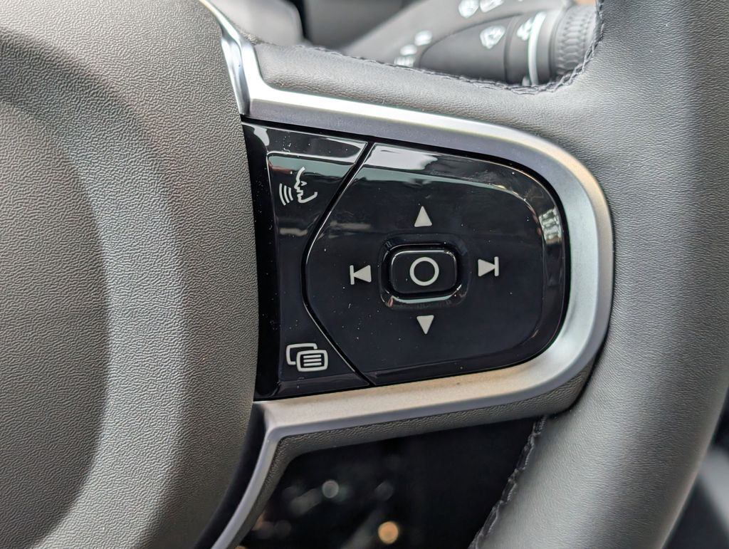 2026 Volvo XC60 B5 Core Hunt Valley MD