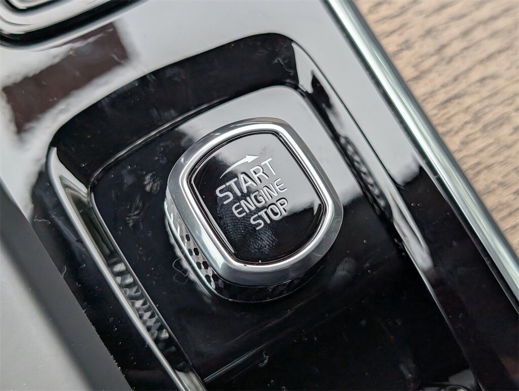 2026 Volvo XC60 B5 Core Hunt Valley MD