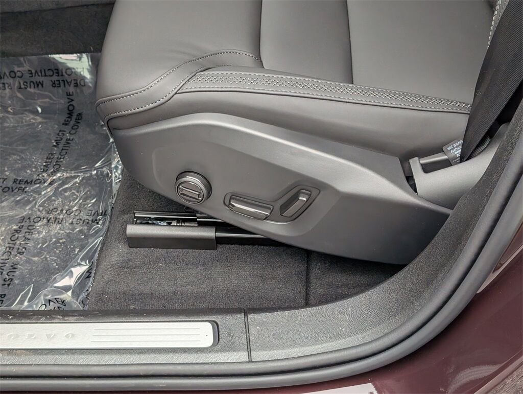 2026 Volvo XC60 B5 Core Hunt Valley MD