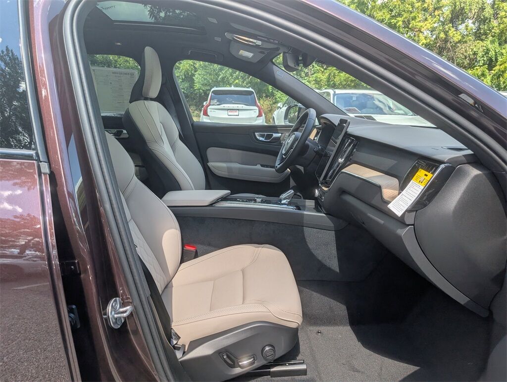2026 Volvo XC60 B5 Core Hunt Valley MD