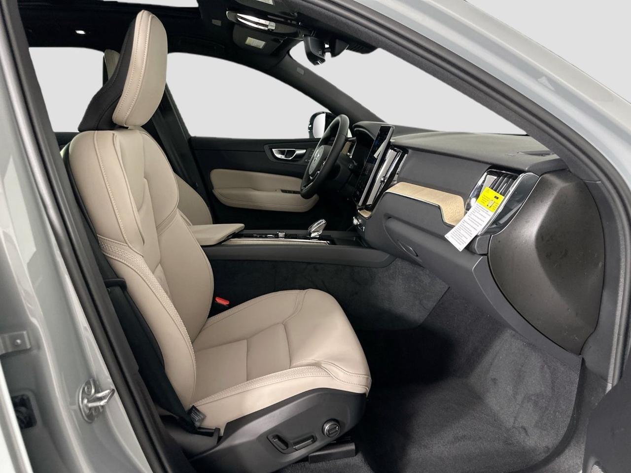 2026 Volvo XC60 B5 Hybrid AWD PLUS | High Performance Audio, Pilot Assist, Climate Pkg * Portland OR