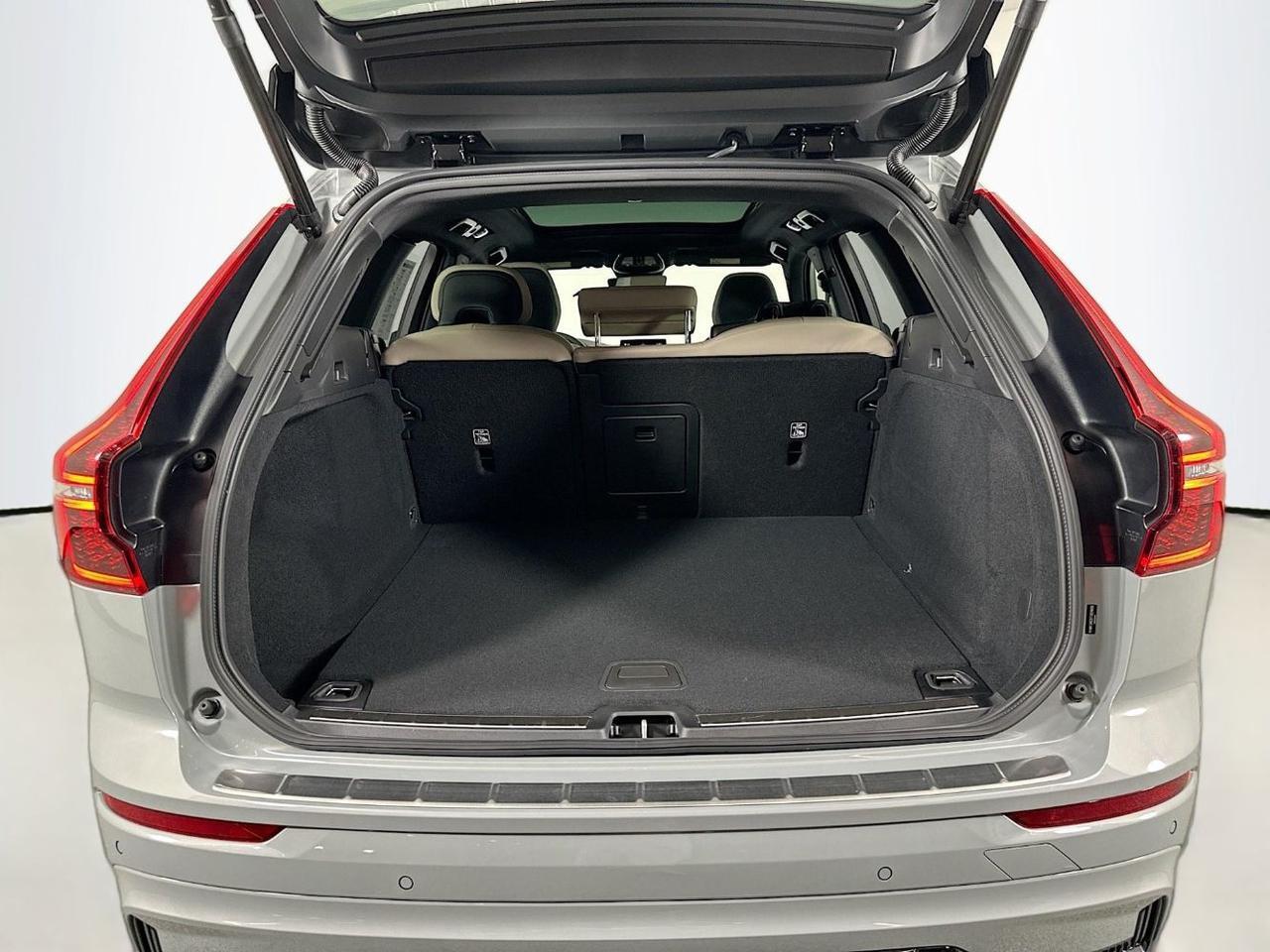 2026 Volvo XC60 B5 Hybrid AWD PLUS | High Performance Audio, Pilot Assist, Climate Pkg * Portland OR