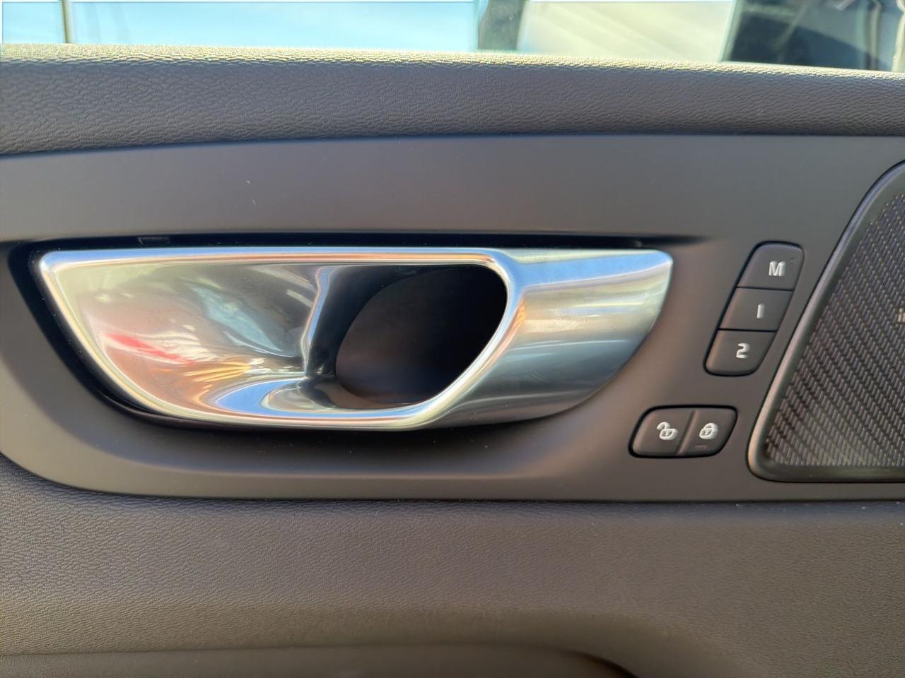 2026 Volvo XC60 B5 Plus Bend OR