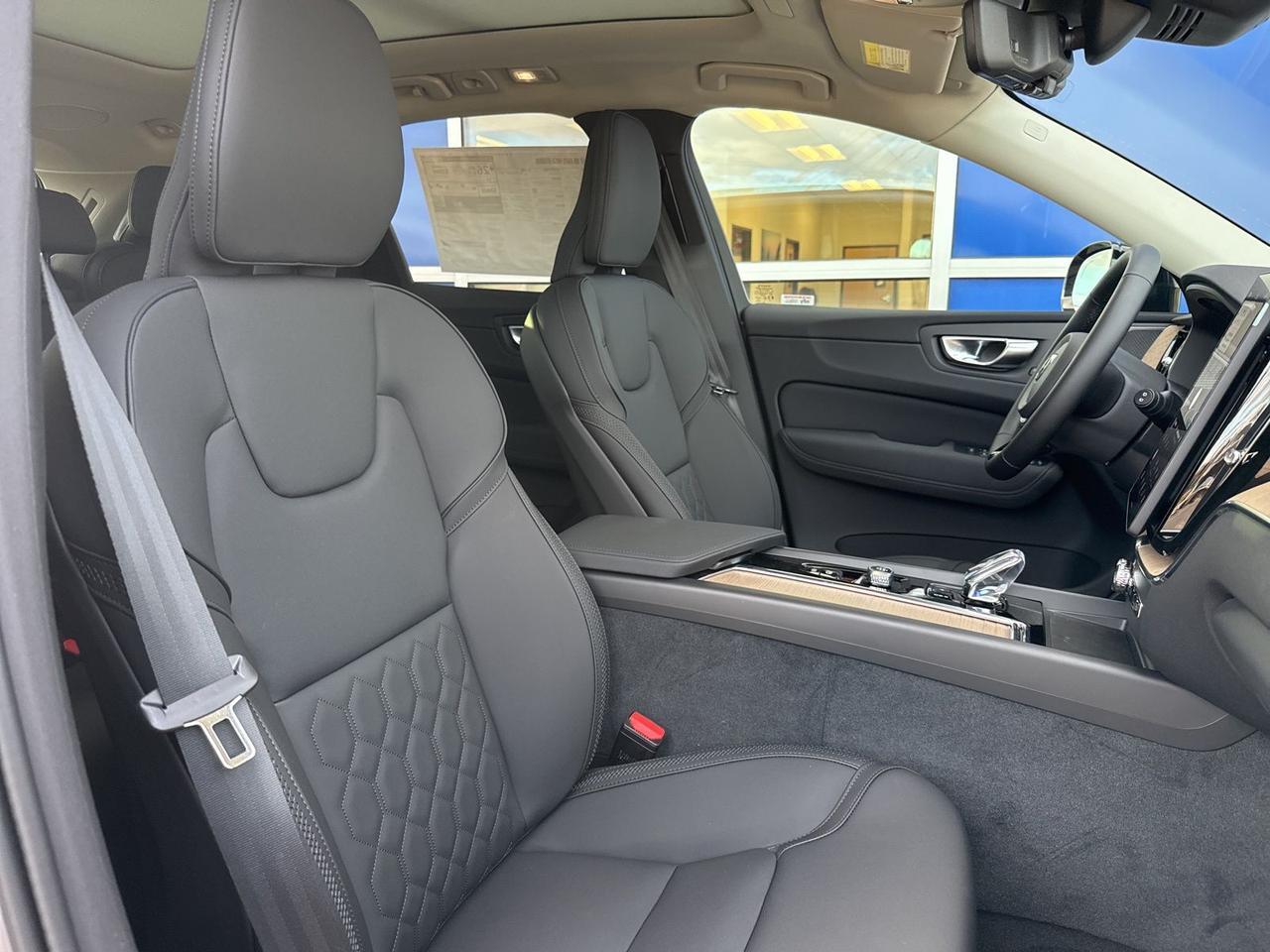 2026 Volvo XC60 B5 Plus Bend OR