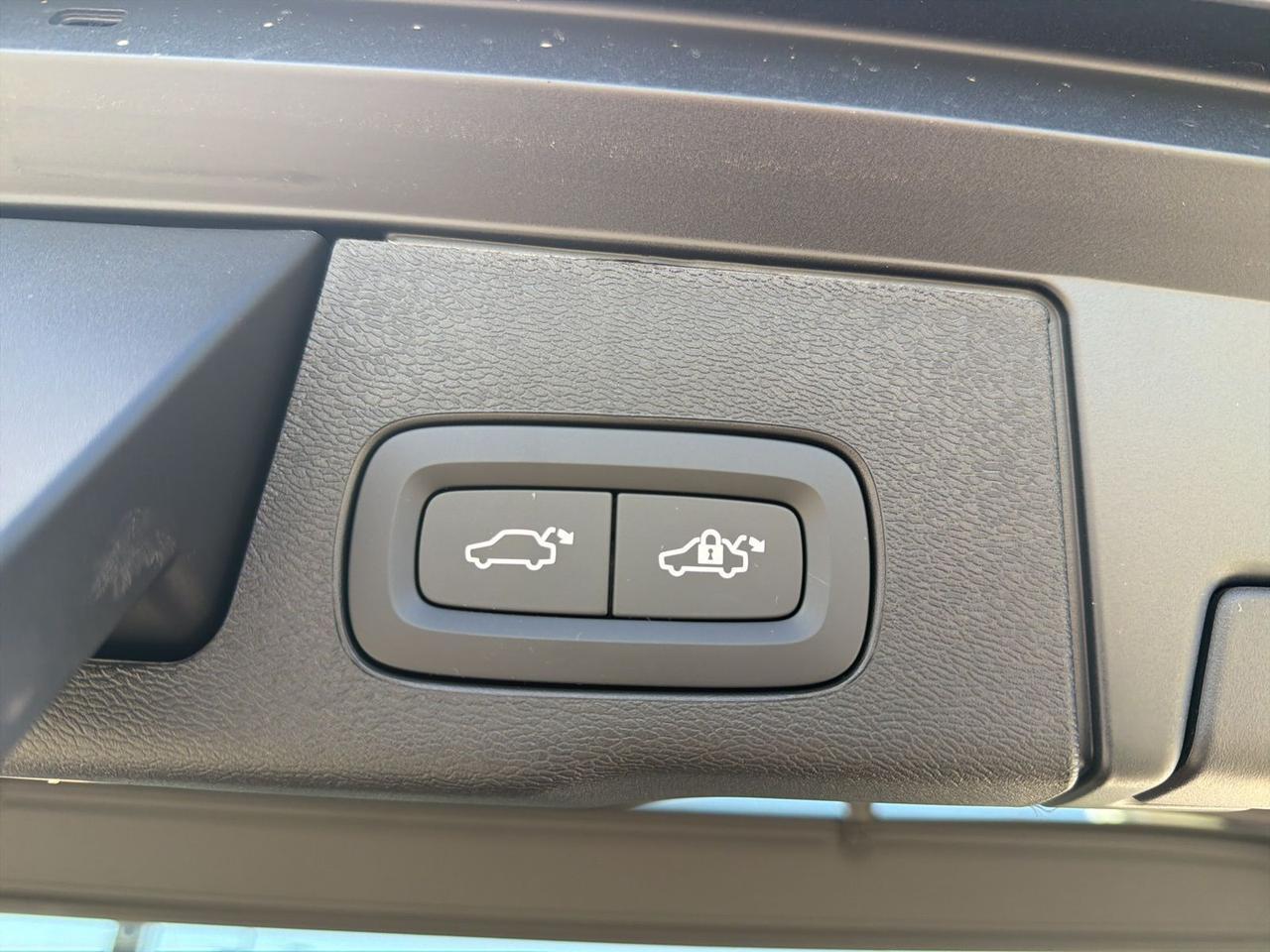 2026 Volvo XC60 B5 Plus Bend OR