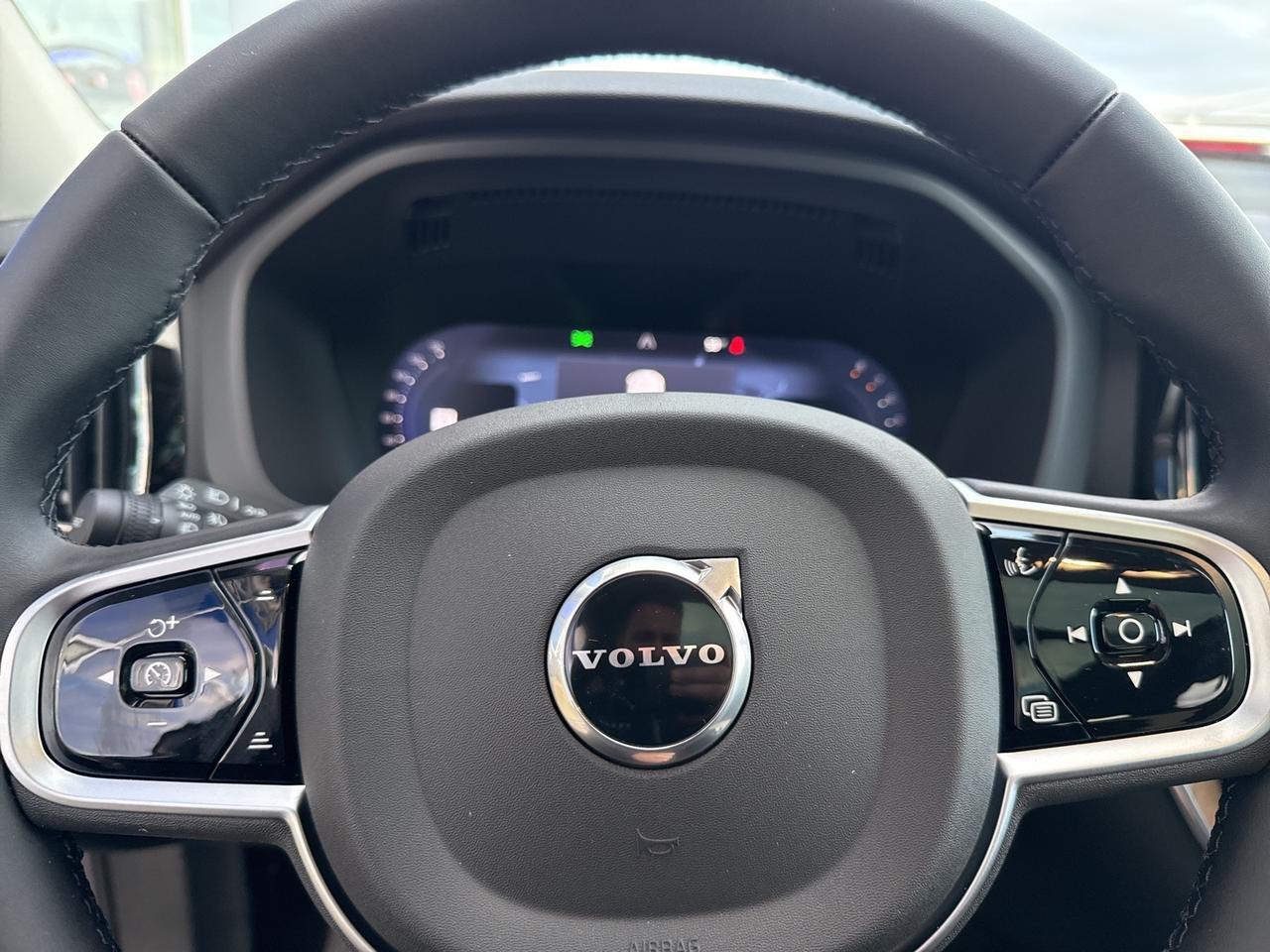 2026 Volvo XC60 B5 Plus Bend OR